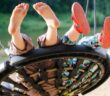 Spielplätze sind bei Kindern ein beliebtes Ausflugsziel. (Foto: AdobeStock natalialeb 512551756)